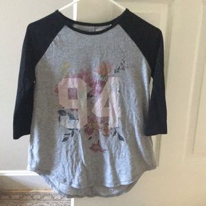 "94" Black and Grey Quarter Sleeve